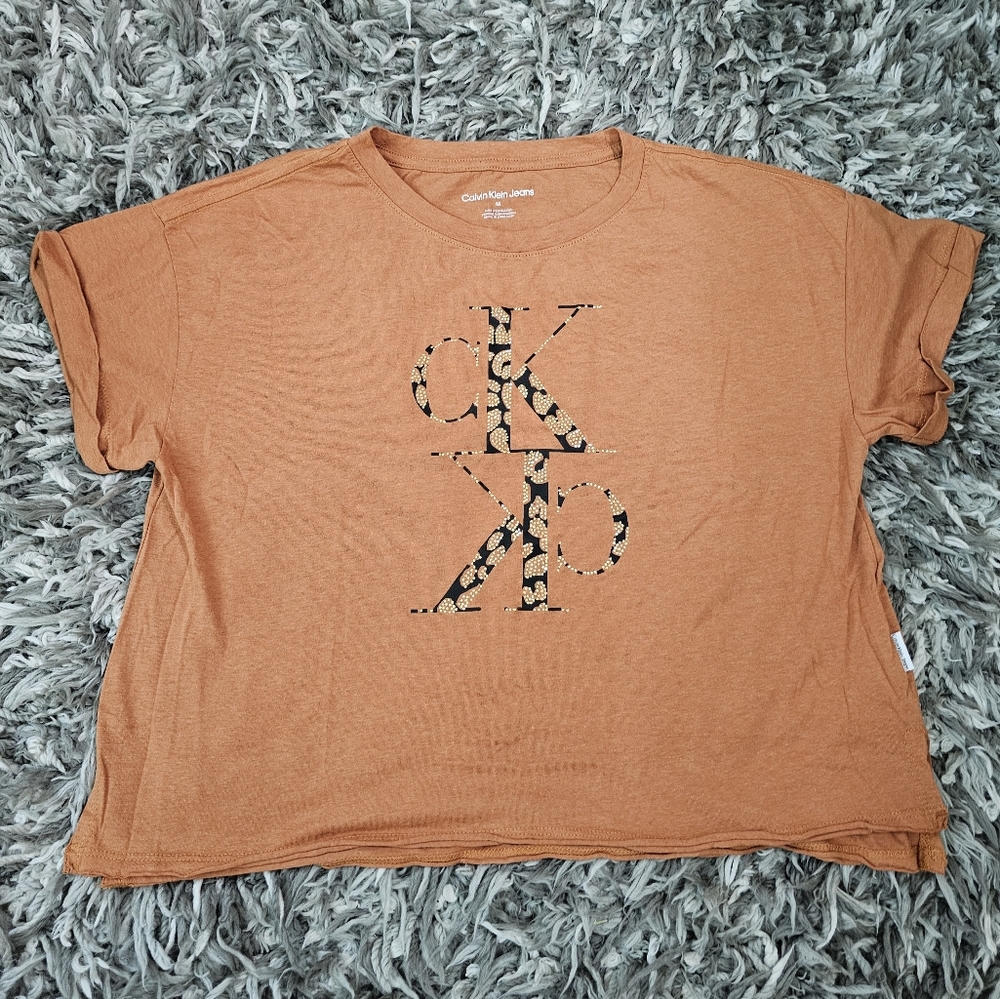 Calvin Klein top M